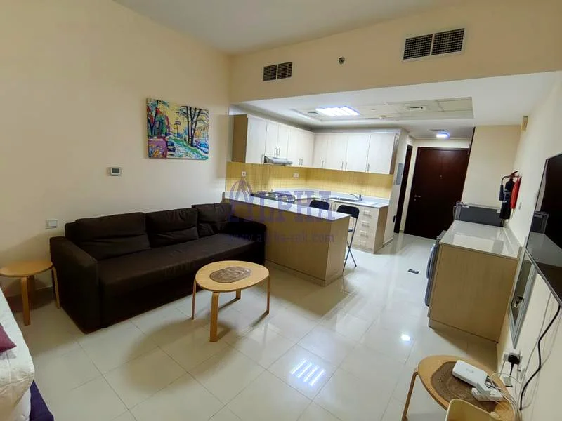شقة ب studio مفروشة وذات صيانة جيدة للإيجار63814856095491114