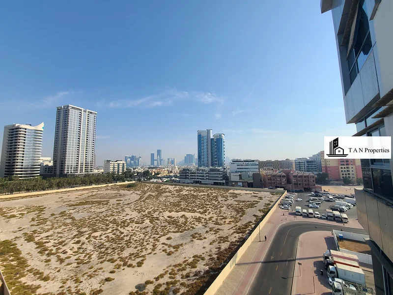 Near To Metro| Spacious Layout | Last Unit63768941075203110