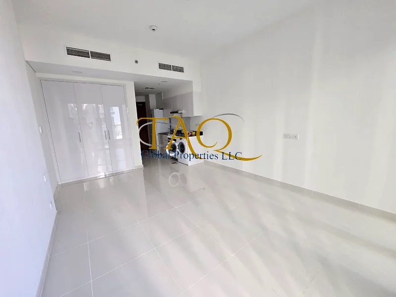 BEST STUDIO DEAL | GATED COMMUNITY| TENANTED | POOL VIEW|64005440070787111