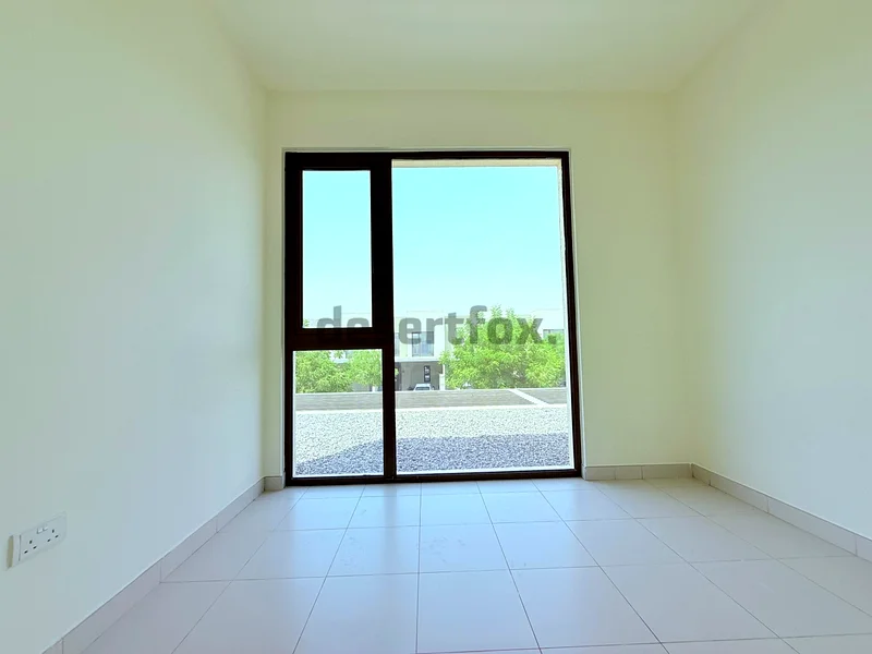 واسعة ومشرقة | 4 غرف نوم + خادمة | جاهزة للانتقال63805884526339113