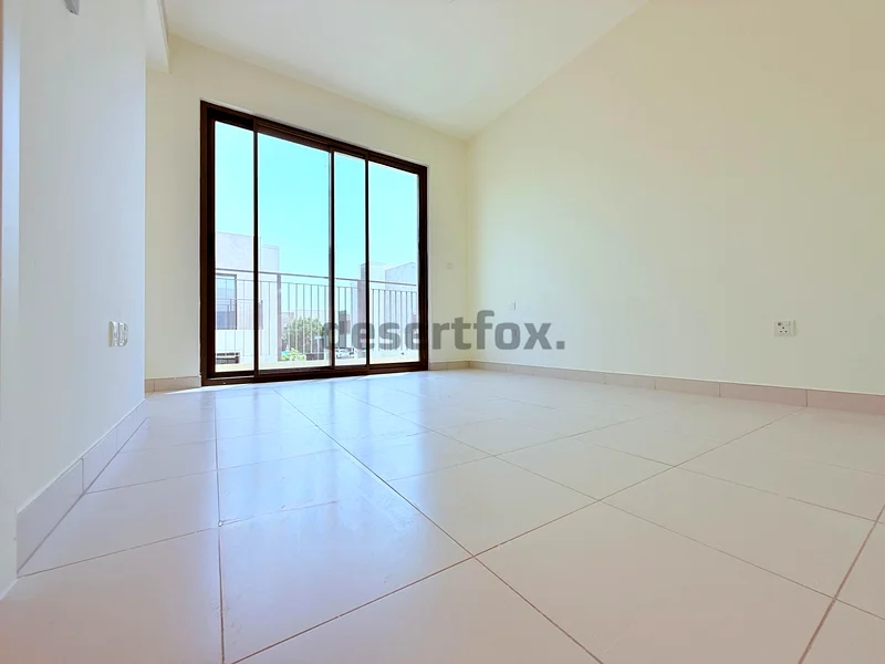 واسعة ومشرقة | 4 غرف نوم + خادمة | جاهزة للانتقال63805884526339111