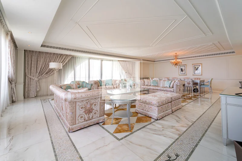 طابق عالي | تخطيط واسع | مفروش | شاغر63728164648193111