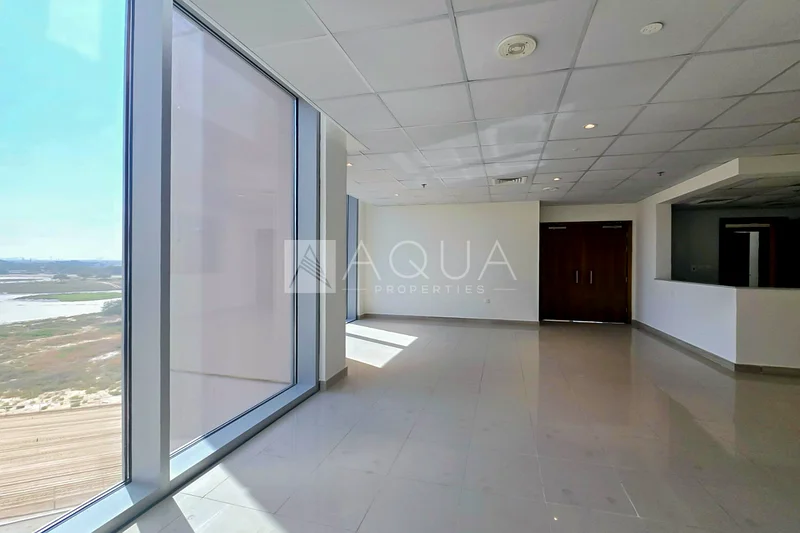 تاور بريميوم | نابض بالحياة | مكتب مجهز63816207026562114