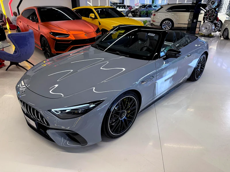 2023 SL63 AMG -Full Service History available - Mint Condition -Carbon Interior and Exterior63699042598787110