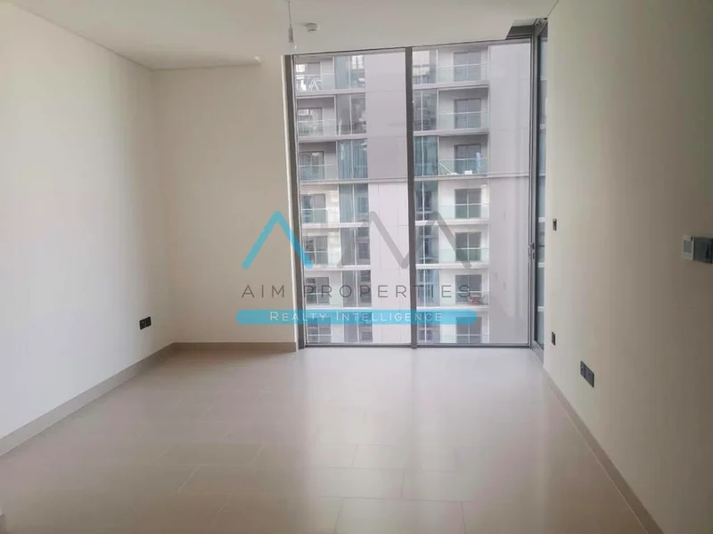 Designer 1-Bedroom with Balcony & Resort-Style Pool View63757953128705113