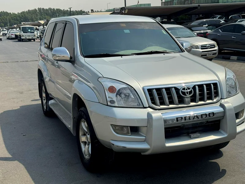 Toyota prado 2008 silver color GCC calen car63700380689667113