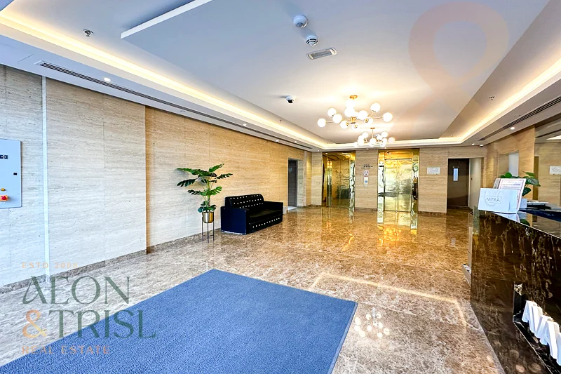 Pool View | Chiller Free | White Goods Included63778781876481112