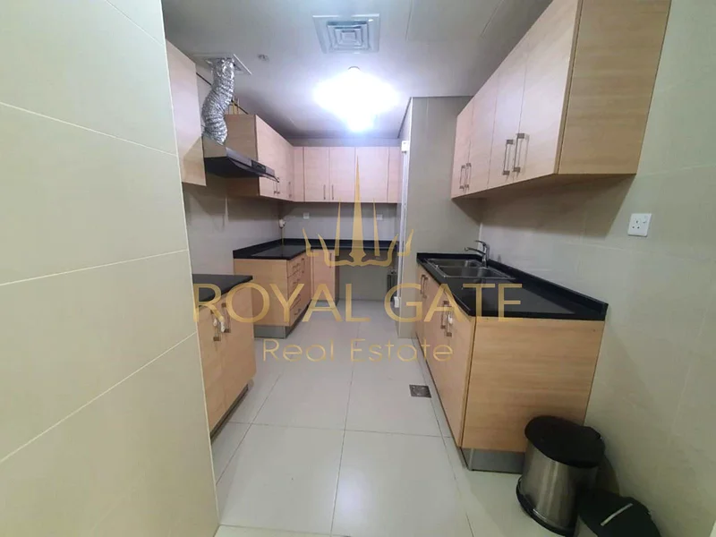 Amazing  Luxury Apartment with Sparkling Canal View63845947656322113