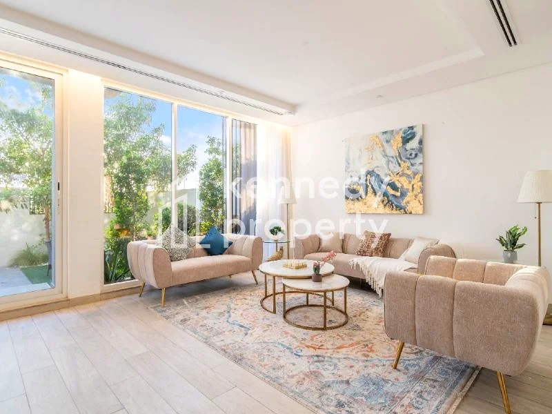 Move In Now | Private Garden | Luxury Furniture63828111310338113
