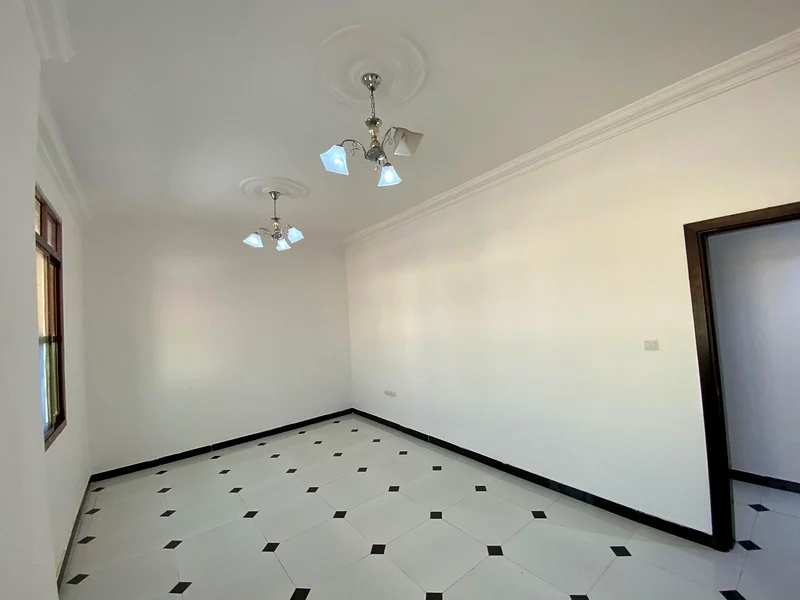 Two rooms, a hall with a balcony, and two bathrooms63722723758850111