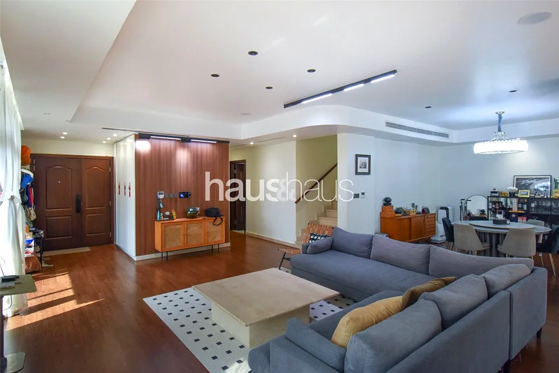 Extended | Upgraded | Corner Plot | Spacious63973859466242113