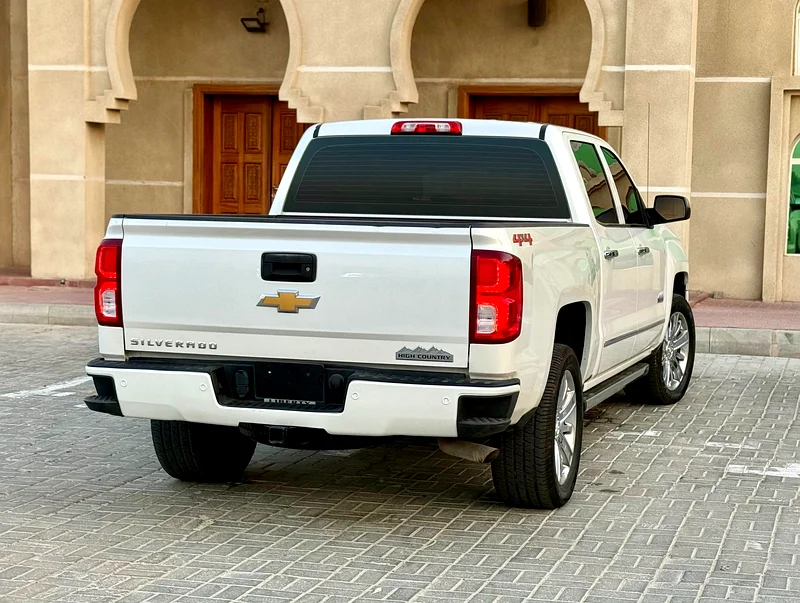 شيفروليه سيلفرادو  High Country  خليجي موديل 2018 فل اوبشن تشيكات وكالة63699031346819113