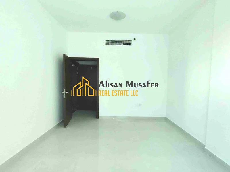 DEPOSIT FREE 1BHK ALTOWN AREA SPACIOUS SIZE COMPLETE FAMILY BUILDING 5CHEQUE PAYMENT NEAR BY ALTOWN NESTO ALTOWN SHARJAH WITH 2BATH63707962251394114