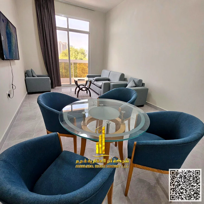🏡 الشقة الفاخرة والأنيقة من غرفة نوم واحدة للإيجار الشهري في الرشيدية 2، مقابل قصر الحاكم وبجوار حديقة السيدات.63838718147075112