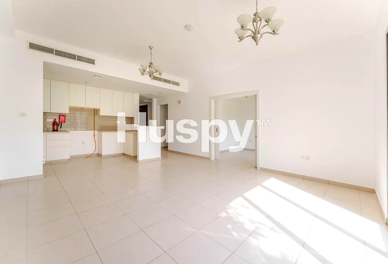 Vacant I Near Pool and Park I Single Row63950996679681112