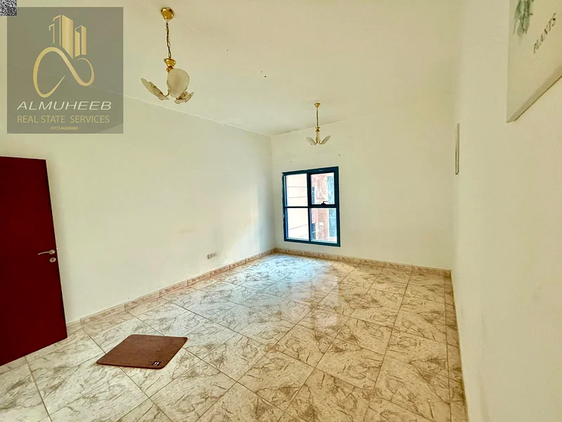 بمنظر رائع ومساحة كبيرة جدًا، وبسعر تنافسي، 3 غرف مع غرفة غسيل، وغرفة خادمة، وشرفتين63885248064641112