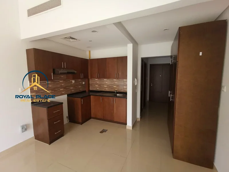 Modern Studio | Best Location | Vacant63782123915650113