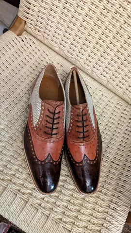 Shoe