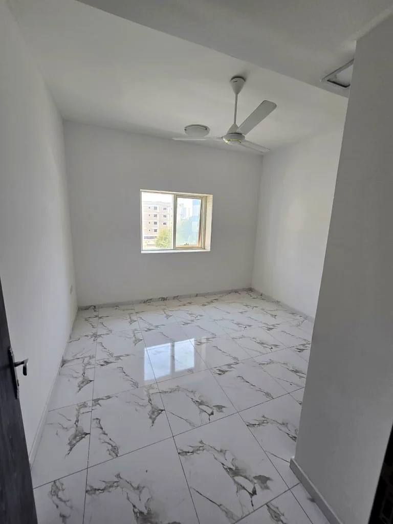 Two rooms, a hall with a balcony, two bathrooms, and built-in wardrobes63720507369730111
