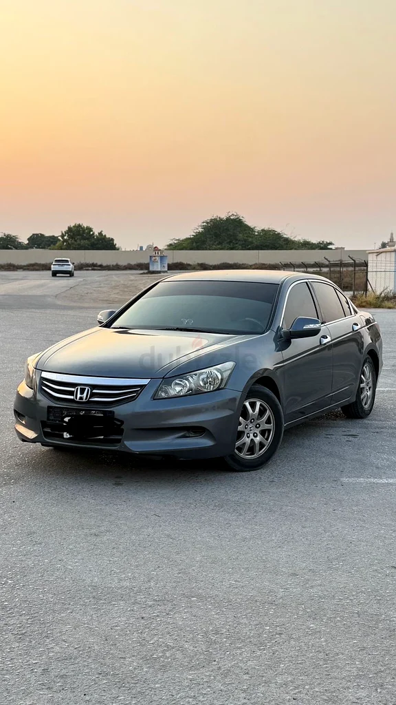 Honda Accord Gulf model 2011, speed limiter, four-cylinder, mileage 390,000 kilometers63699033054849110