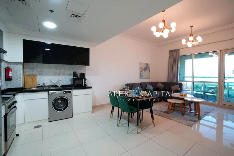Fully Furnished | Vacant | Spacious Unit63789600777859114