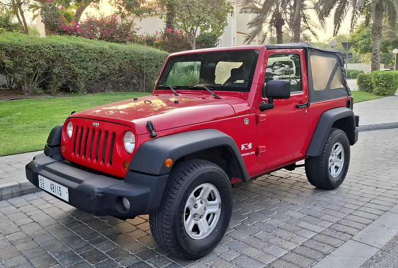 2007 جيب رانجلر مزودًا بمحرك أوتوماتيكي سعة 3.8 لتر V6، إطارات جديدة بالكامل وبطارية جديدة بحالة ممتازة63699024360577110