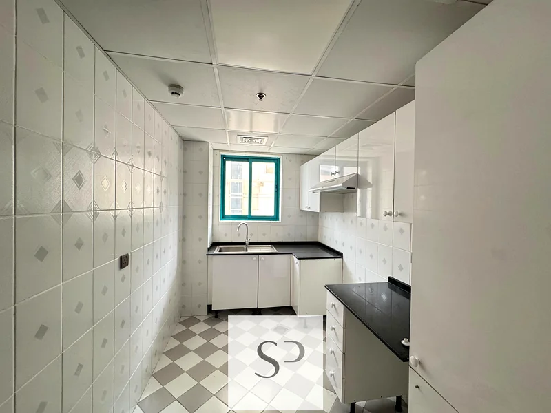 مطبخ مغلق | بدون ثلاجة | طابق عالي63745372154242111