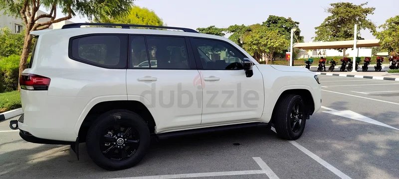 Toyota Land Cruiser Twin Turbo V6 – 2022 | Mint Condition | GCC Specs63700380089986113