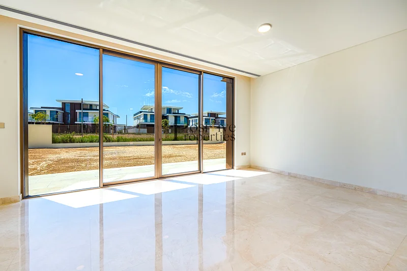 Large Plot | Spacious Master Bedroom | Keys in Hand – Ready to Move In | Vaastu complaint64042693042307114