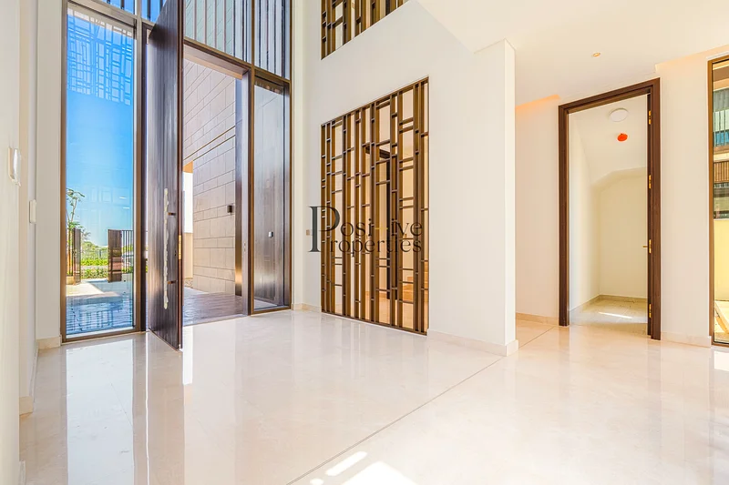 Large Plot | Spacious Master Bedroom | Keys in Hand – Ready to Move In | Vaastu complaint64042693042307111