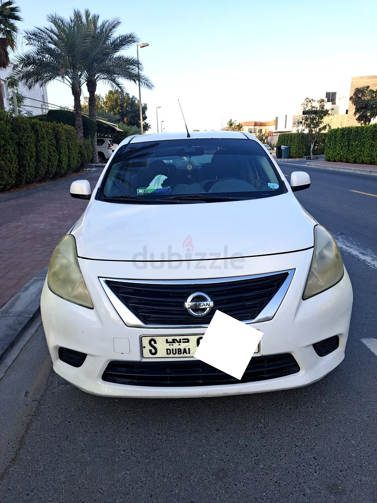 Nissan Sunny 201263699057883907110