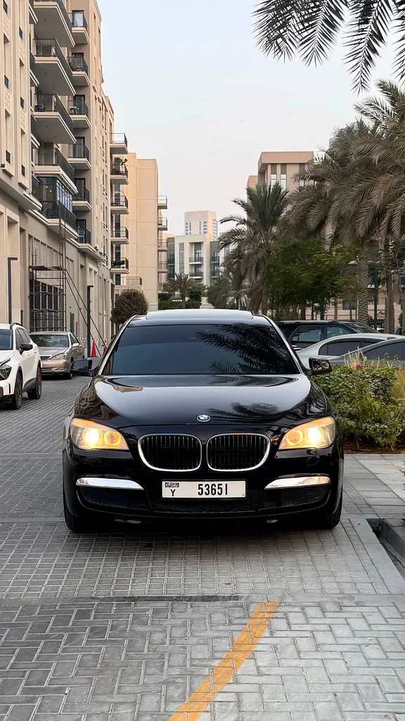 بي إم دبليو 730 لي63699047531267111