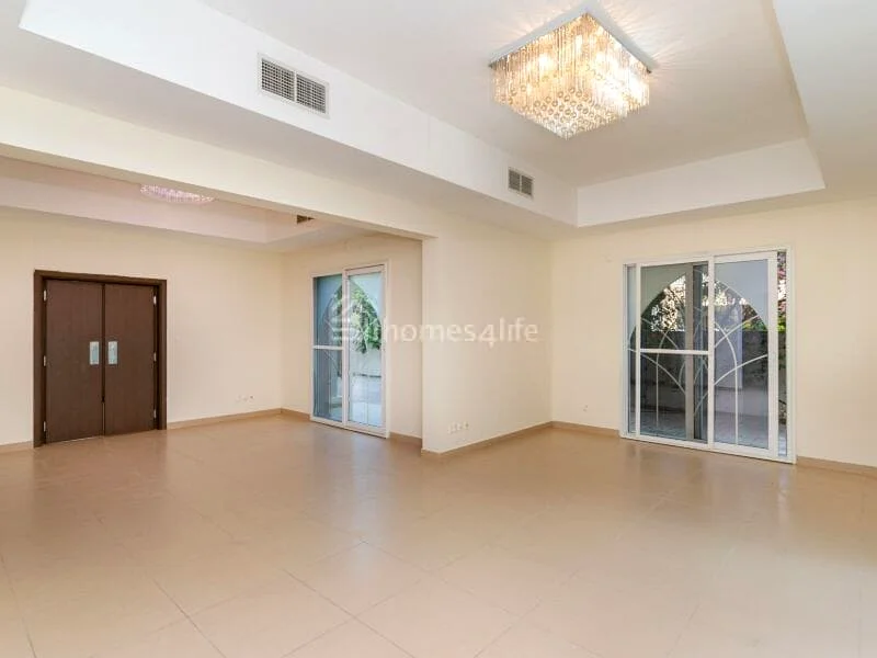 Premium Villa for Rent | VAcant | Big Plot63747082578051112