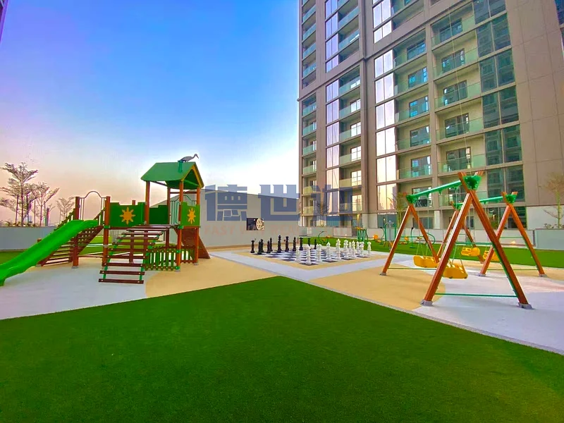 Vacant/Ready to move/Mid high floor/Pool View64016556879361114