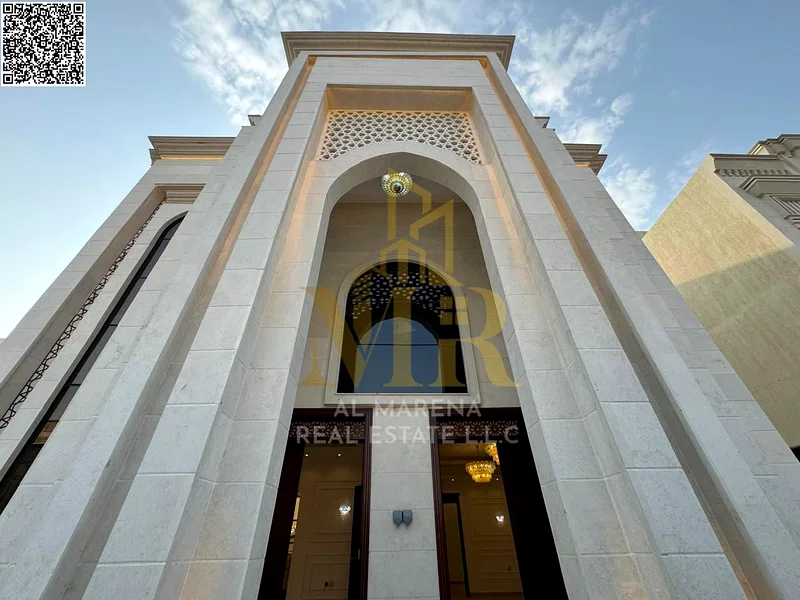 A villa with a price inclusive of registration and ownership fees on the main street, ready for occupancy in the most upscale areas of Ajman. Freehold63913651717377112