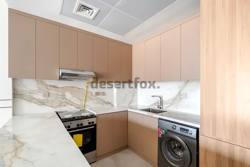 Fully Upgraded | Spacious Unit | Vacant63765185346563114