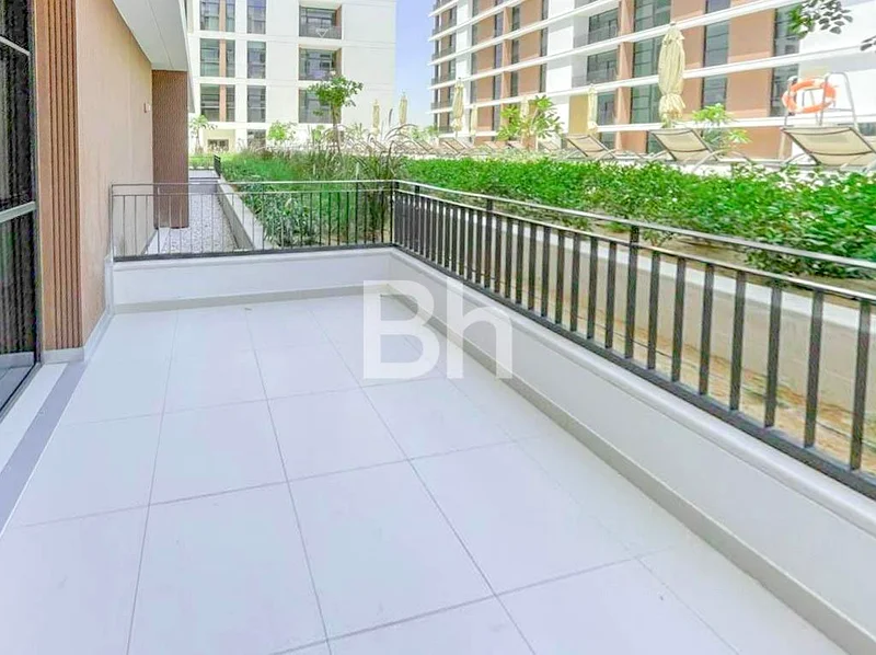 Low Floor | Large Terrace | Immaculate64042693033601111