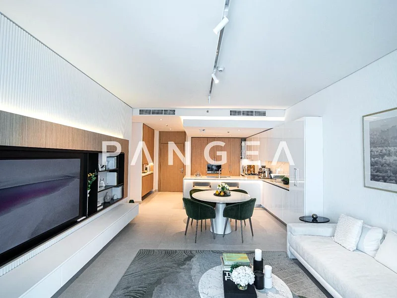 High Floor | Corner Unit | Open for Mortgage64044887371907110