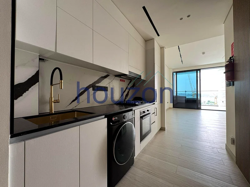 Stylish Studio | Canal  + Pool View | Vacant63793904471171113