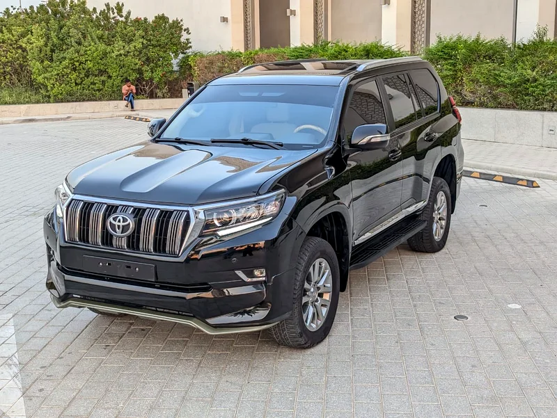 2019 TOYOTA PRADO VXR V6 4.0L GCC IN EXCELLENT CONDITION63700380630914111