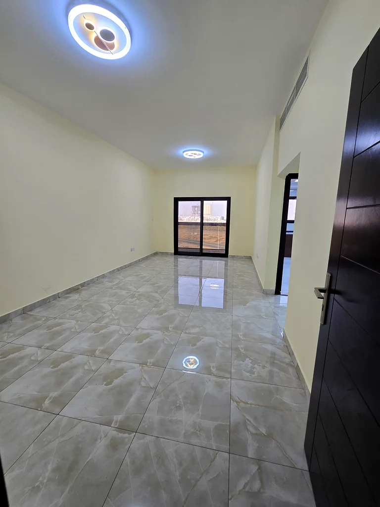 🏢 مبنى جديد بالكامل – أول مستأجر | شقة 2 غرفة نوم للإيجار السنوي في عجمان 📍 تقع في منطقة آل عليا، مباشرة على طريق الشيخ محمد بن زايد63711251084802111