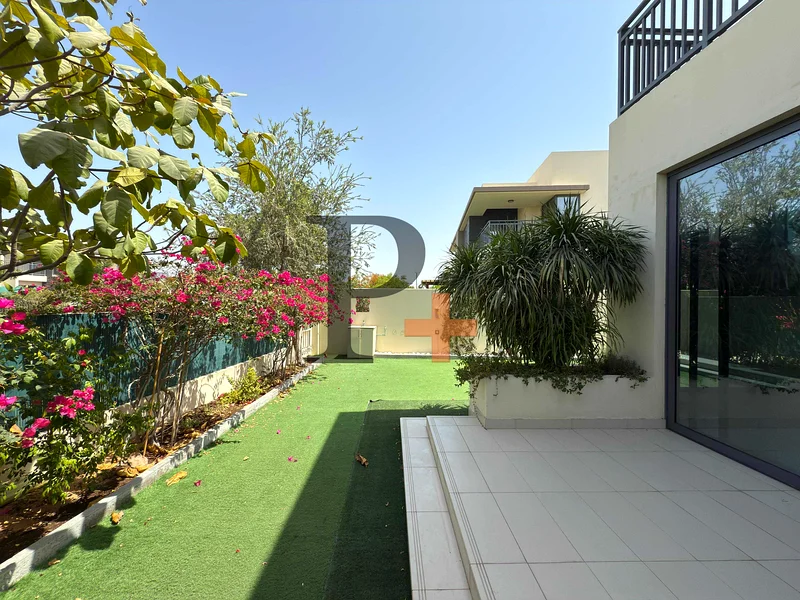 Single row on the green belt | Near the Pool | Vacant |3E63755028680578110