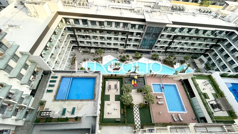 High Floor | Large Layout | Pool View63786649497218112