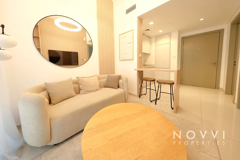 Stunning Unit  | Fully Upgraded | Pool View63793485729025114