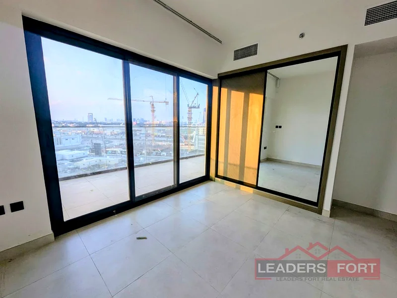Spacious 3-Bedroom + Maid’s Room | Luxury Views of Burj Khalifa, Creek & Pool63997526200065113