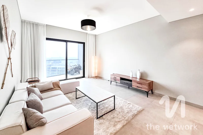 1 Bed + Study | Vacant | Furnished64016294087811112