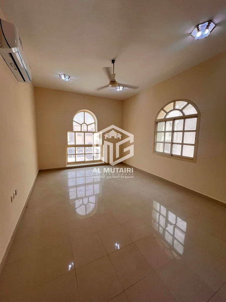 🏡 فيلا زاوية للإيجار السنوي – الروضة 3، عجمان فيلا زاوية واسعة متاحة للإيجار في الروضة 3، عجمان. تقع على قطعة مميزة مع سهولة الوصول ومثالية للعيش العائلي.63719147354114111
