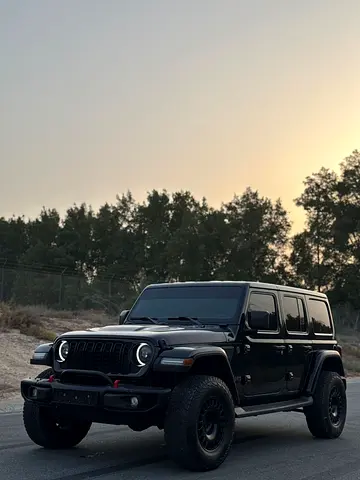 2021
 Jeep wrangler Rubicon 
3500 - 3999 cc 6 cylinders
200 - 299 HP