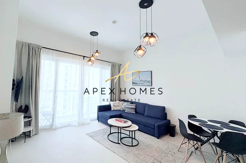 Elegant 1BR | Fully Upgraded | Marina Views64036843843073111