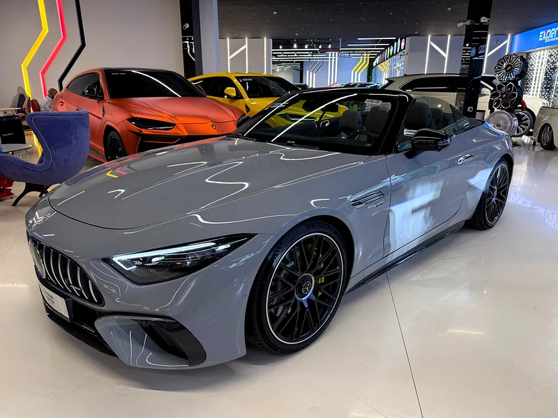 2023 SL63 AMG -Full Service History available - Mint Condition -Carbon Interior and Exterior63699042598787111